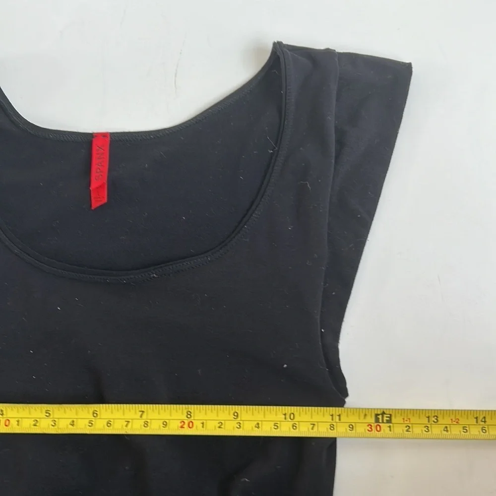 Spanx black scoop neck cap sleeve body shaper shapewear